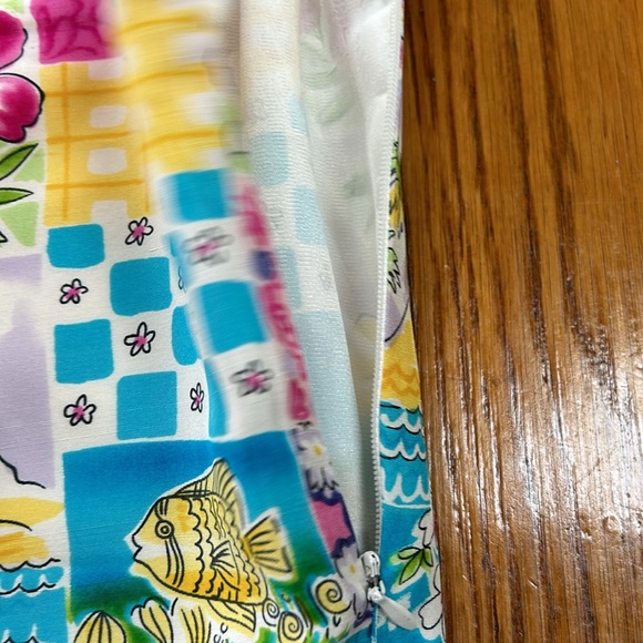 Silkland brand 100% silk tropical print lined ankle pants.  Size 12. - Picture 8 of 13